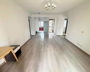 红谷凯旋 商品房 交通便捷 得房率高 近地铁 南向采光好