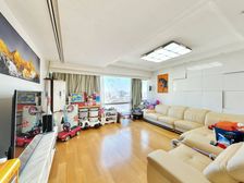 东晶国际 3室1厅 142.81平