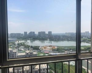 花郡玫瑰园 一线湖景房 视野无遮挡 邻万达东湖保师