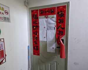 北京市顺义区马坡花园22号楼一单元402