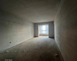 业主急售 省医院附近 中楼层两居 价可谈 燕熙府