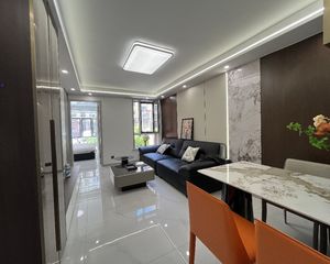 74平39.8万一楼精装修通透两室两厅拎包入住