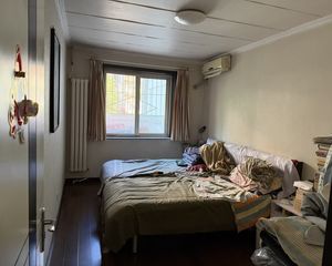 角门9号院南北通透两居 满五住宅底层户型