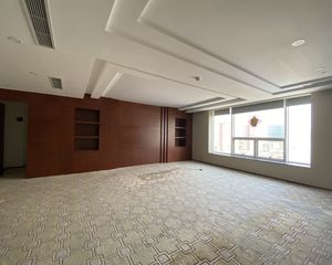 东三环沿线双井 顺迈金钻商务大厦 256平米 单价1.8万售