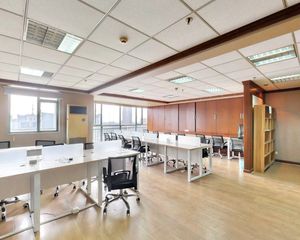 西御大厦 天府广场 人民公园旁 青二书包 近地铁