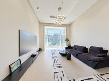 送阁楼!有地下车位!2年前婚房装修!位置安静!出门地铁!