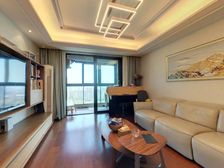 明星楼盘 南北通飞机户型三房 带产权车位 价格低市场1万每平