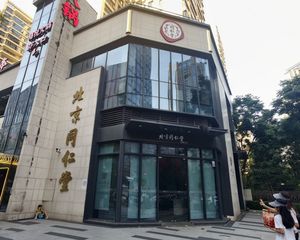 天府大悦城正对面!路口转角餐饮独栋 近30米展示面 产权清晰