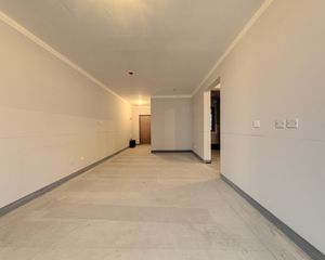 业主诚心出售,99双卫小三房,视野采光好