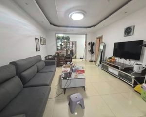 清秀园南区(润杰花园) 三室两厅一卫 满五