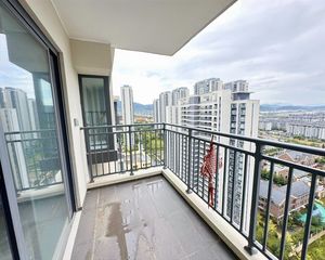 尊享福利 果林广场 单价4字头 带 赠送车位 房东 急售