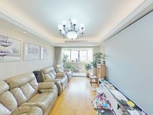 川沙2号线王桥苑 87.98平2居 阁楼打通精装自住 带车位