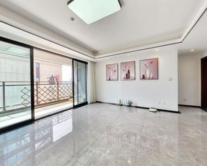 蓝光雍锦阁 3室2厅 南