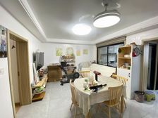 凤凰小区 2室1厅1卫 精装修 130万元