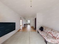 新上建萍近地铁,临河位置,南北通两房,委托有钥匙