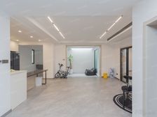 南向临河大平层底复,新风地暖空调全,户型正