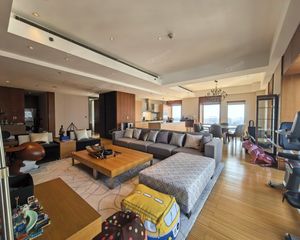 国贸永安里银泰中心,321平三居,5770万,西南向,高楼层