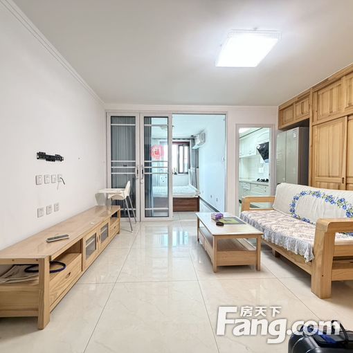 丰台科技园花香西苑南北通透精装一居 月租5000元天坛房山线