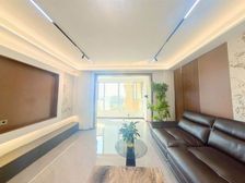 正规户型,采光充足,小区绿化高,,出行方便,
