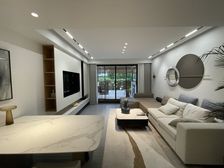品质小区,环境优美,精装修,诚意出售