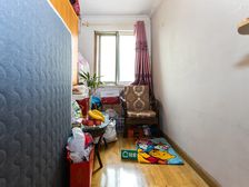 满五年,税费低,自住精装修,保养条件好,房东诚意