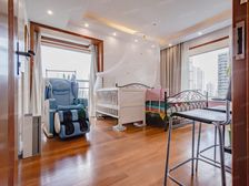 比邻太古汇电视台东南边套看浦东三件套3米左右层高