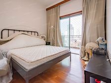 比邻太古汇电视台东南边套看浦东三件套3米左右层高