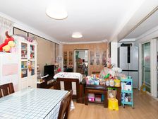 地铁口精装三房,有产权车位,业主置换急售,底价呈现