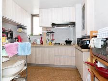 地铁口精装三房,有产权车位,业主置换急售,底价呈现