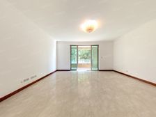 南北通透房屋格局好看湖景与别墅景观精装修保养好