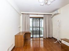 汇龙新城东区带连体大阳台看花园