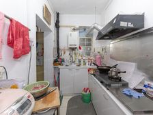 双南全明,位置幽静,楼道干净整洁,业主诚意出售