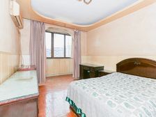 小区仅一套双南户型大两房中间楼层有钥匙近地铁。