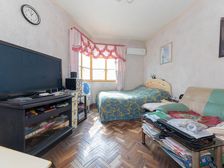 地铁口+电梯正南+中高区+满五年+诚意卖