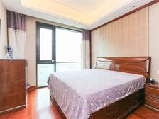 满五年高区景观好,三开间朝南,开发商统一装修