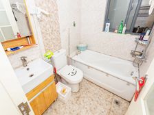 小户型房型方正有阁楼价格实惠小区停车方便