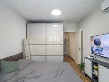静安寺商圈旁,拎包入住,一梯三户,闹中取静