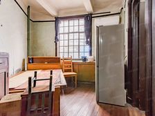 南京西路挂铜牌品质老公寓带电梯层高3.3米