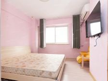 地铁口电梯两房,新天地一公里,烫金地段