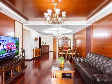 高区江景大3房,夜景赞,260万精装修,含家具拎包入住
