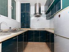 新天地K11旁,朝南大一房,电梯楼道焕然一新,随时看