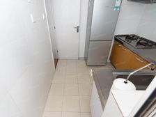 两梯三户,中区全明户型,视野开阔,满五年,随时看房