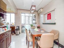 金桥Max高品质住宅:电梯高层/南北双花园/两梯两户