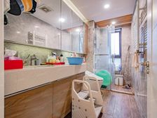 低总价高功能四房,次新房中的精品拎包入住省百万装修