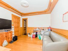 双南两房,全明户型。满五,税少。