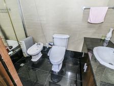 此房是复式结构南北看小区花园带2个阳光房看东方明珠