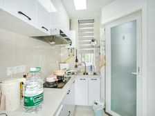 朝南精装修+厨卫有外窗+楼层好+房东诚意出售