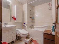 商品房总高10楼1梯2户,得房率高,13号江宁地铁口