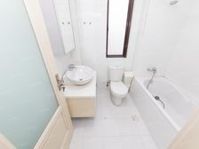 新上好房,拎包入住,面对花园,诚售