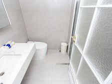 高区、高区视野、开阔明亮、客厅是270度大转角